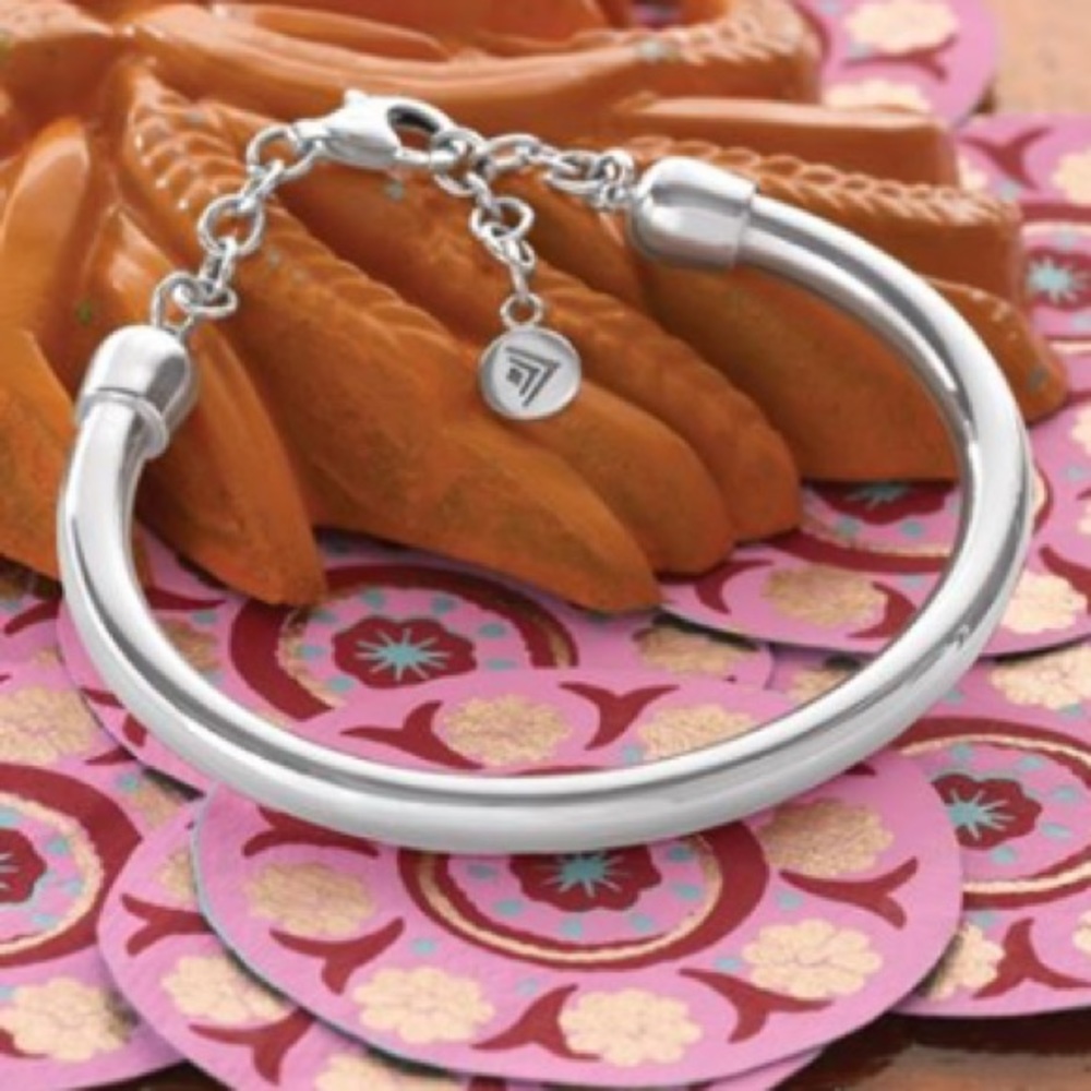 Retired Silpada Sterling Silver “Work It” Cuff Bracelet